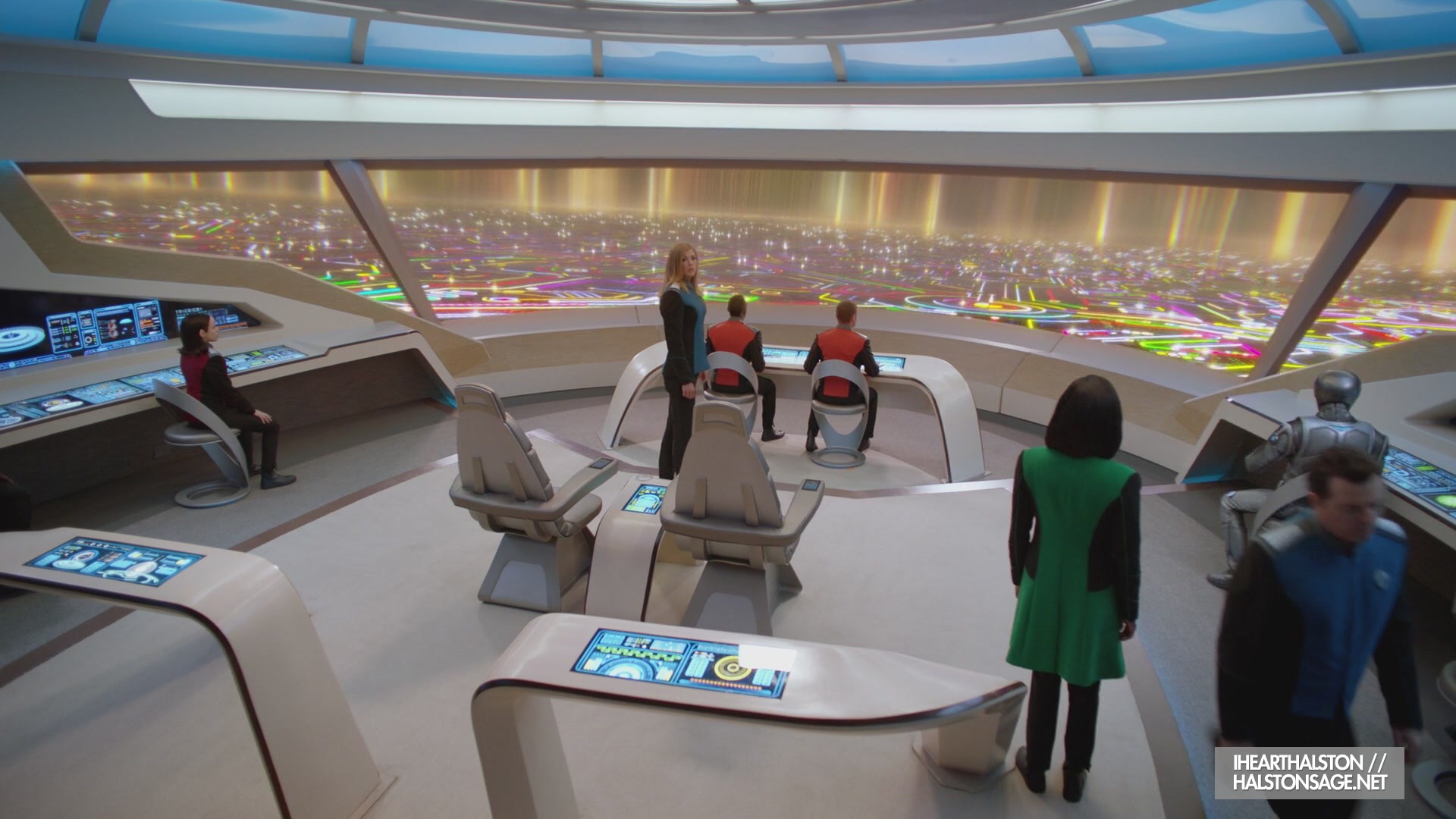 iHeartHalston_HalstonSageNet_TheOrville1x11Screencaps_053.jpg