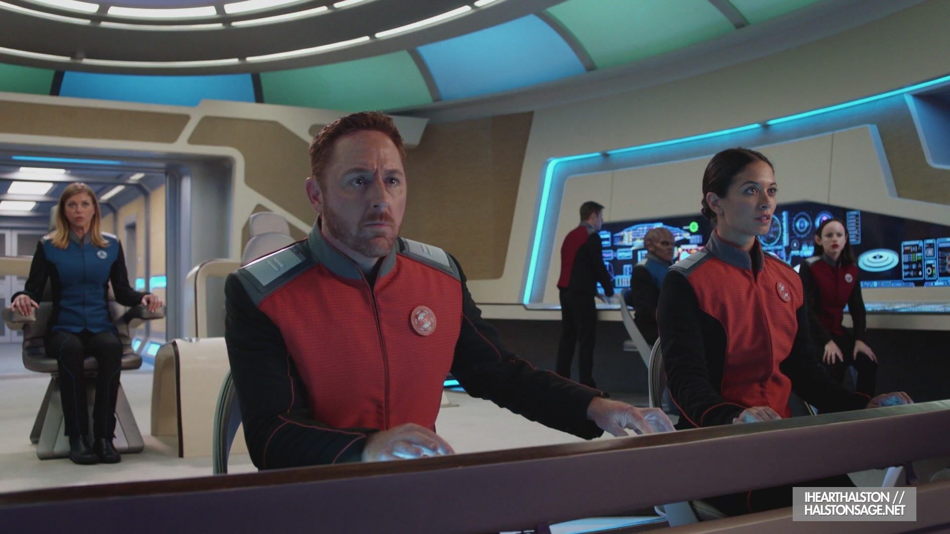 iHeartHalston_HalstonSageNet_TheOrville1x11Screencaps_061.jpg