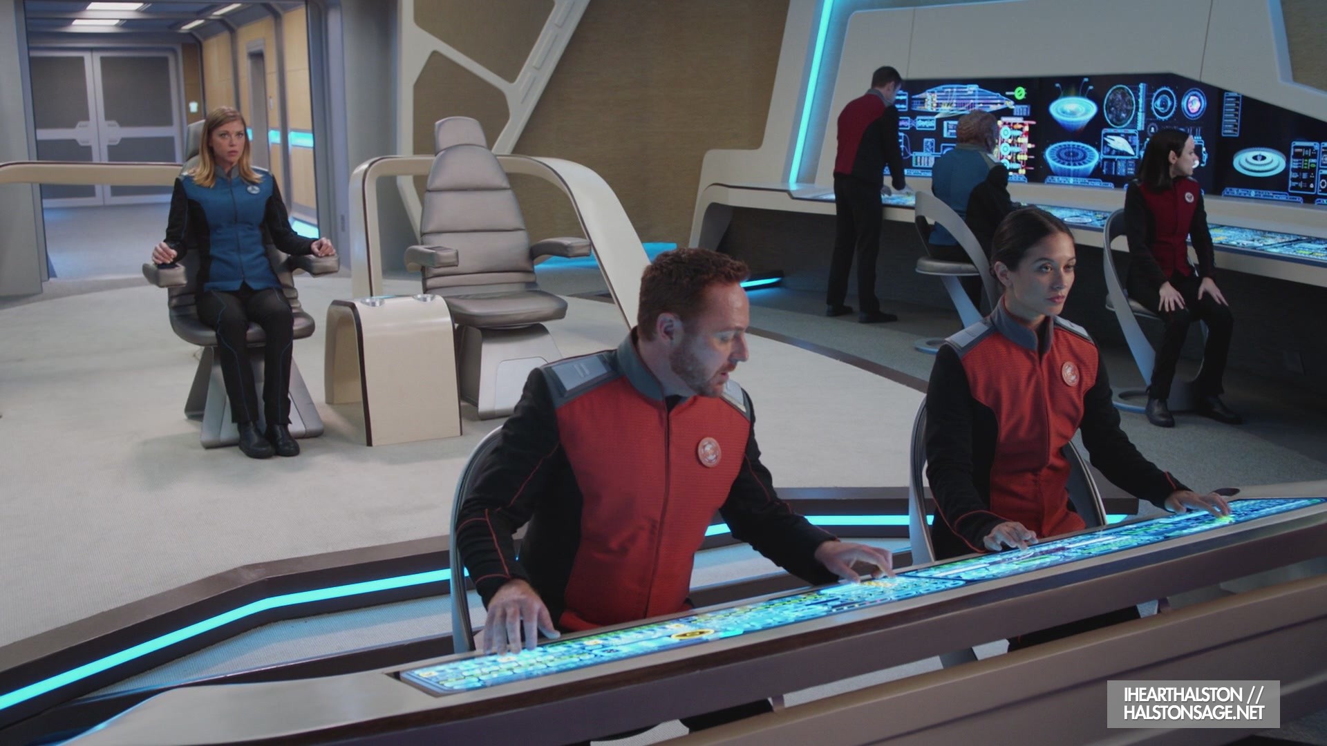 iHeartHalston_HalstonSageNet_TheOrville1x11Screencaps_068.jpg