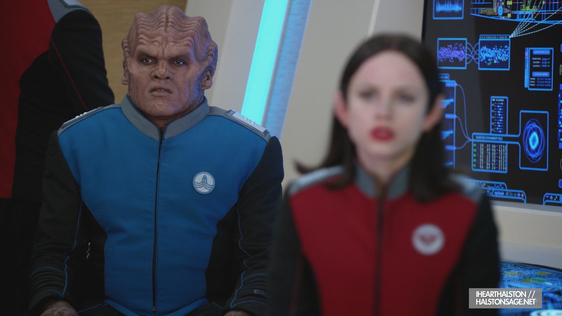 iHeartHalston_HalstonSageNet_TheOrville1x12Screencaps_006.jpg