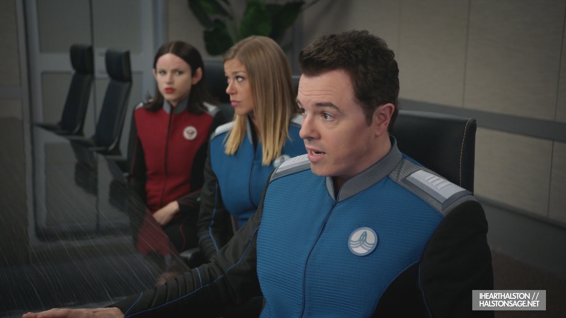 iHeartHalston_HalstonSageNet_TheOrville1x12Screencaps_011.jpg