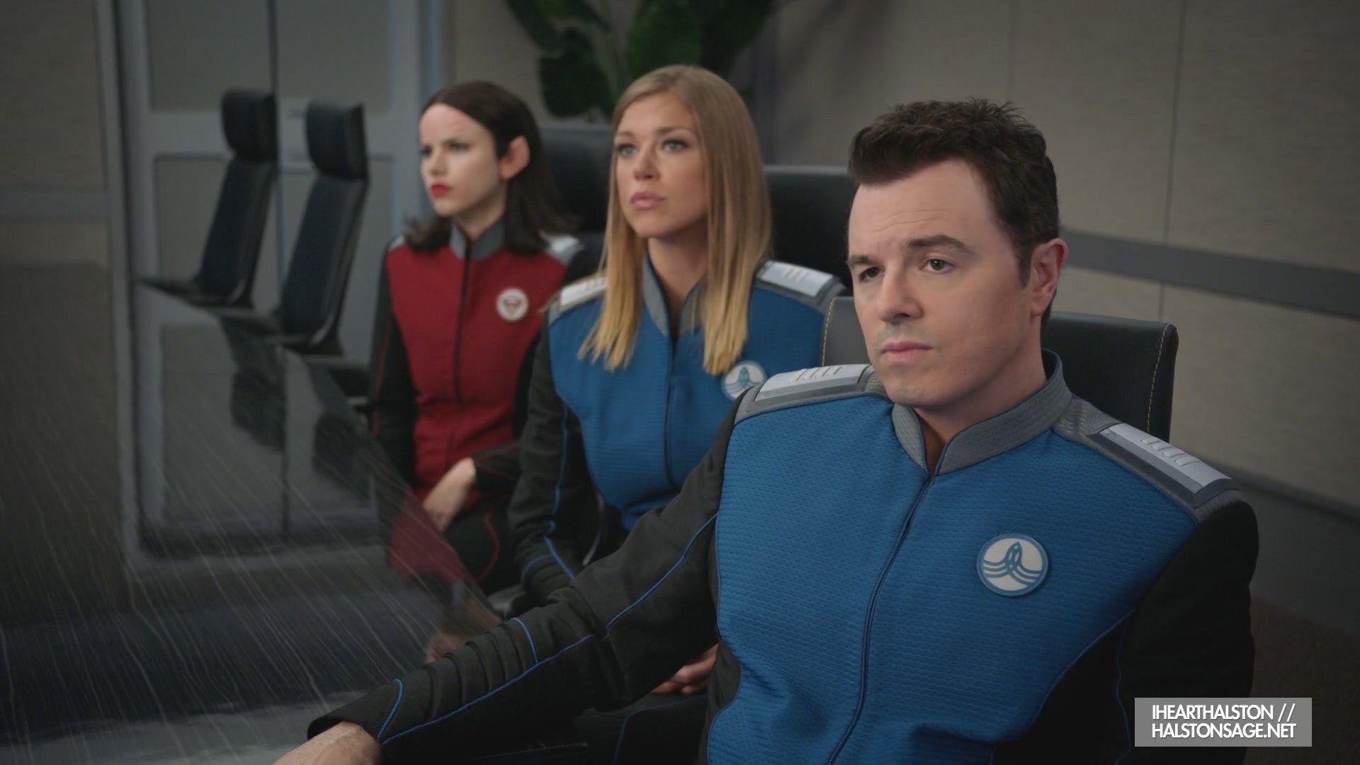 iHeartHalston_HalstonSageNet_TheOrville1x12Screencaps_014.jpg