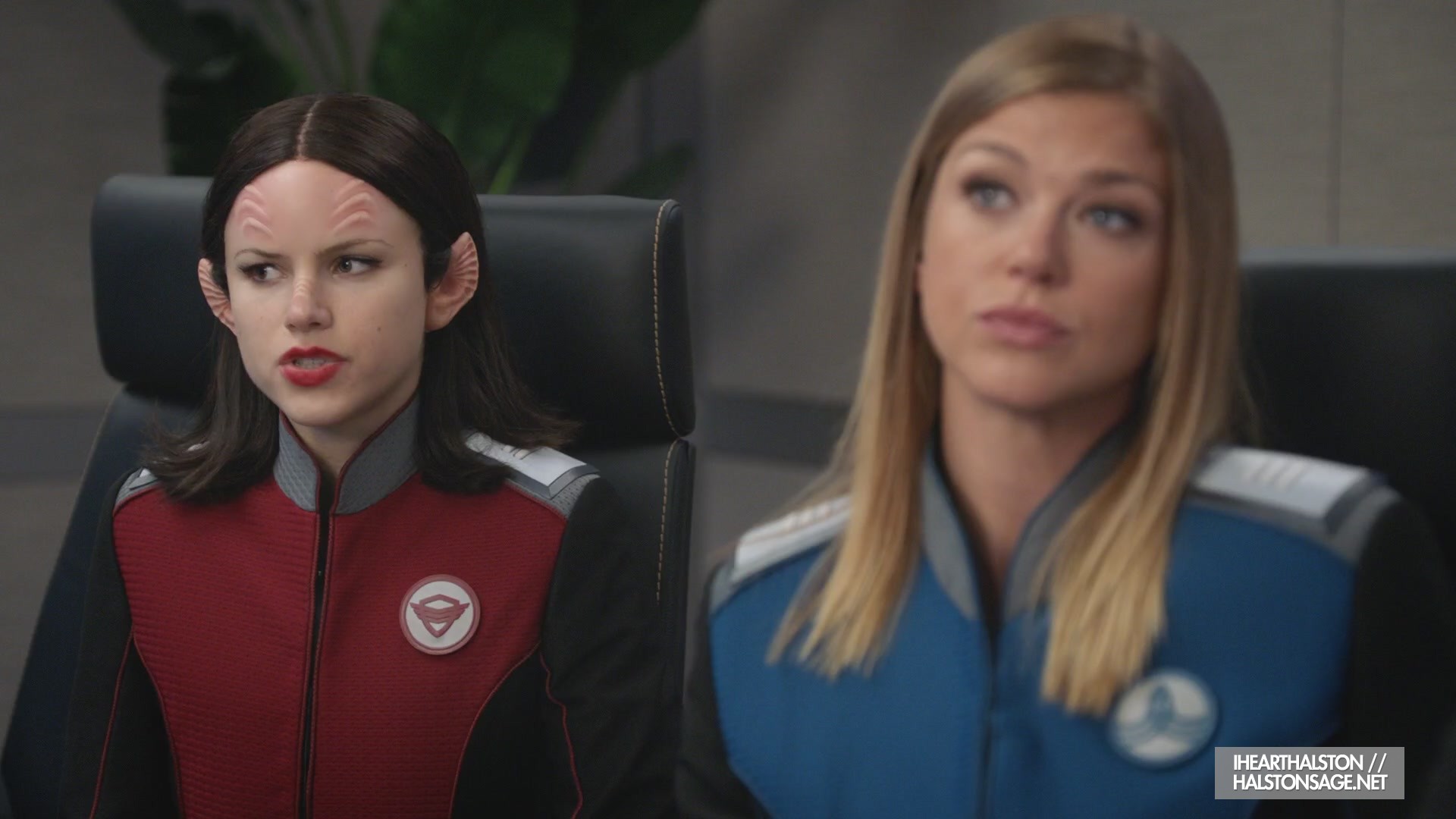 iHeartHalston_HalstonSageNet_TheOrville1x12Screencaps_026.jpg