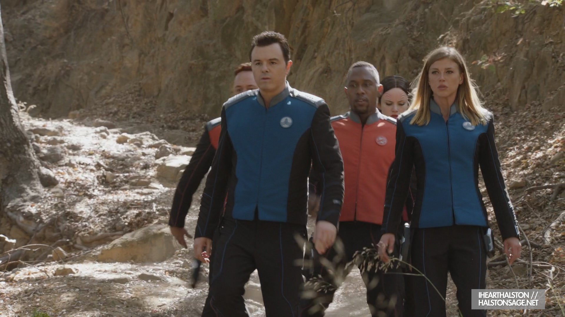 iHeartHalston_HalstonSageNet_TheOrville1x12Screencaps_055.jpg