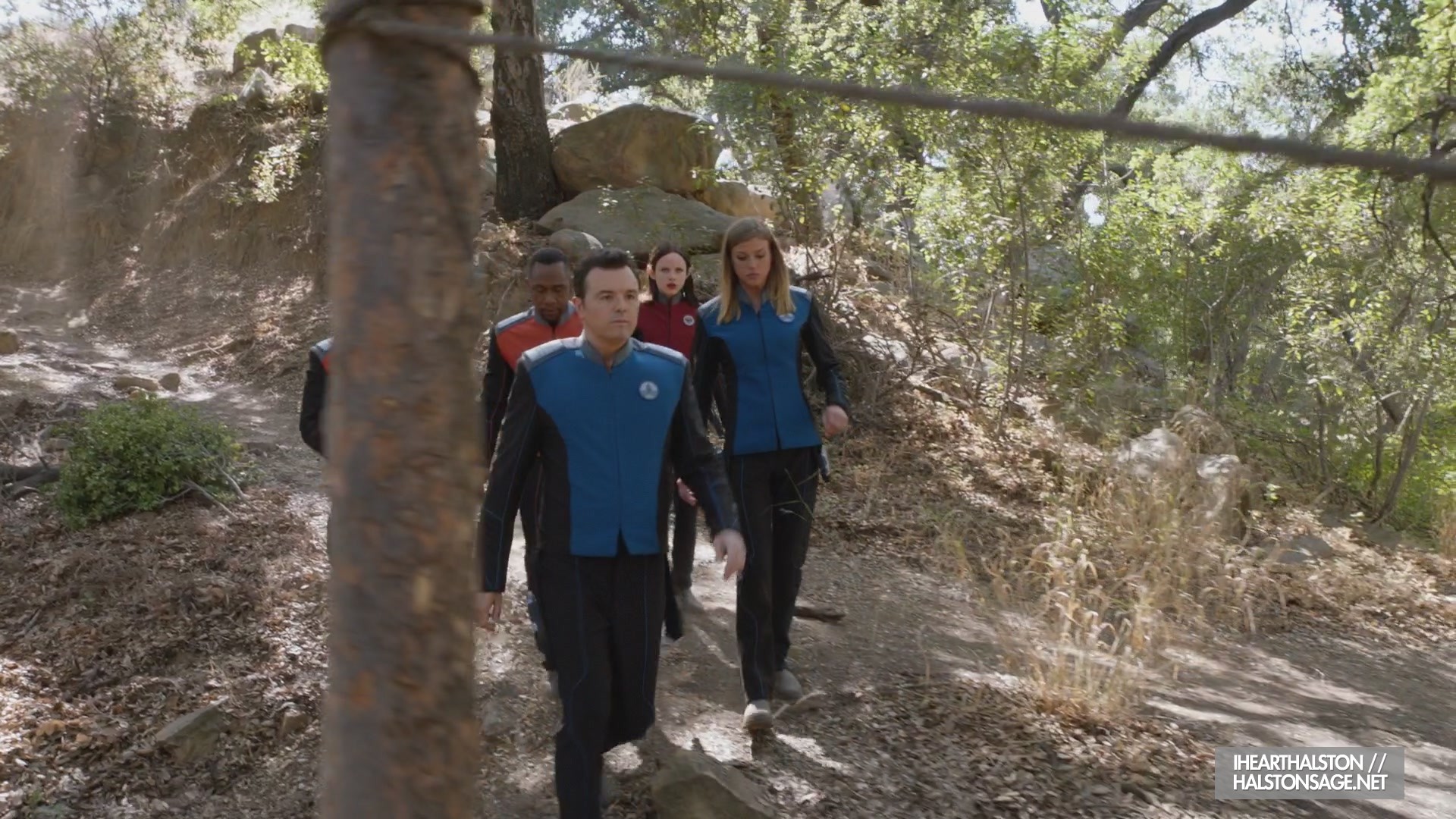 iHeartHalston_HalstonSageNet_TheOrville1x12Screencaps_062.jpg