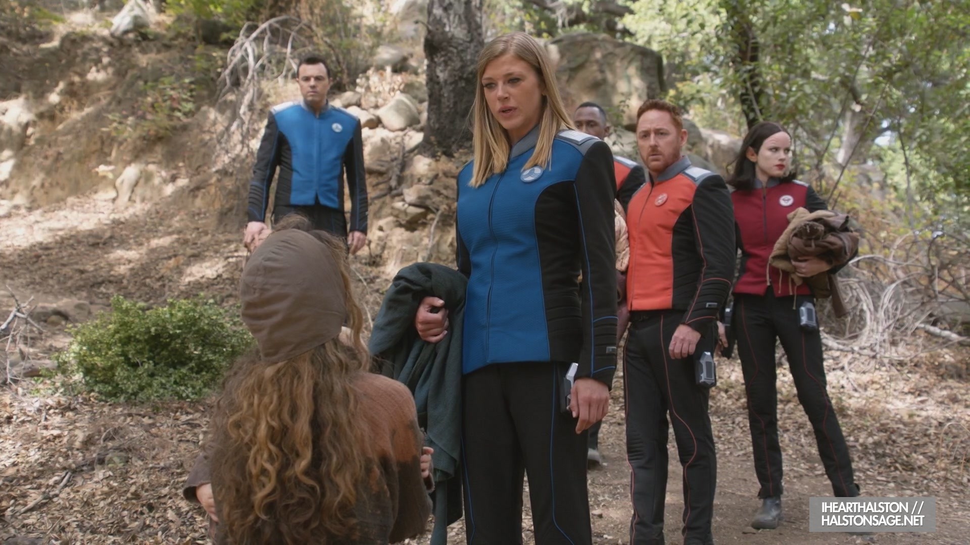 iHeartHalston_HalstonSageNet_TheOrville1x12Screencaps_068.jpg