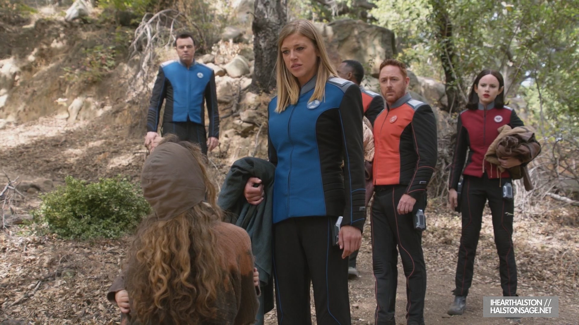 iHeartHalston_HalstonSageNet_TheOrville1x12Screencaps_069.jpg