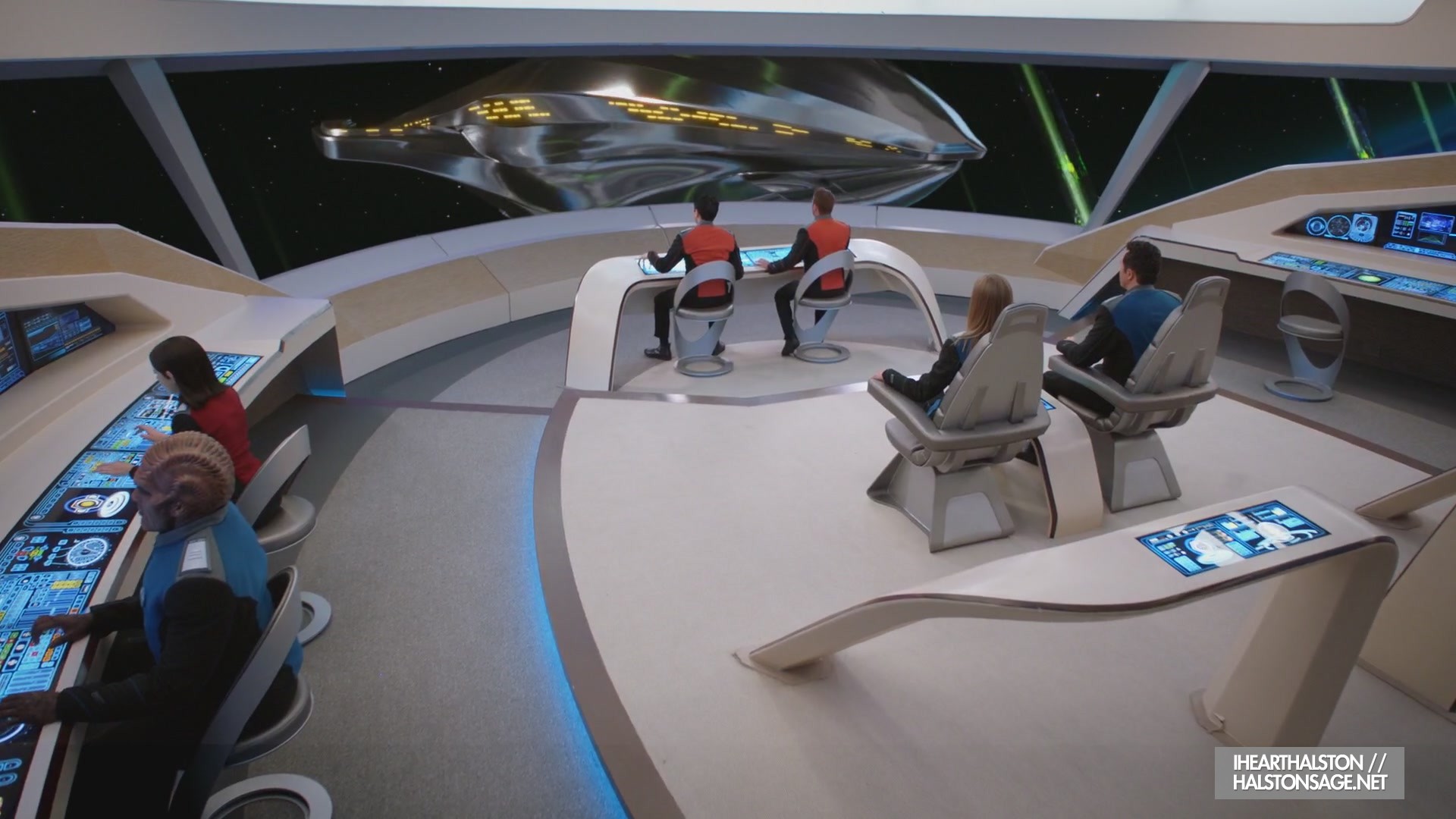 iHeartHalston_HalstonSageNet_TheOrville1x12Screencaps_151.jpg