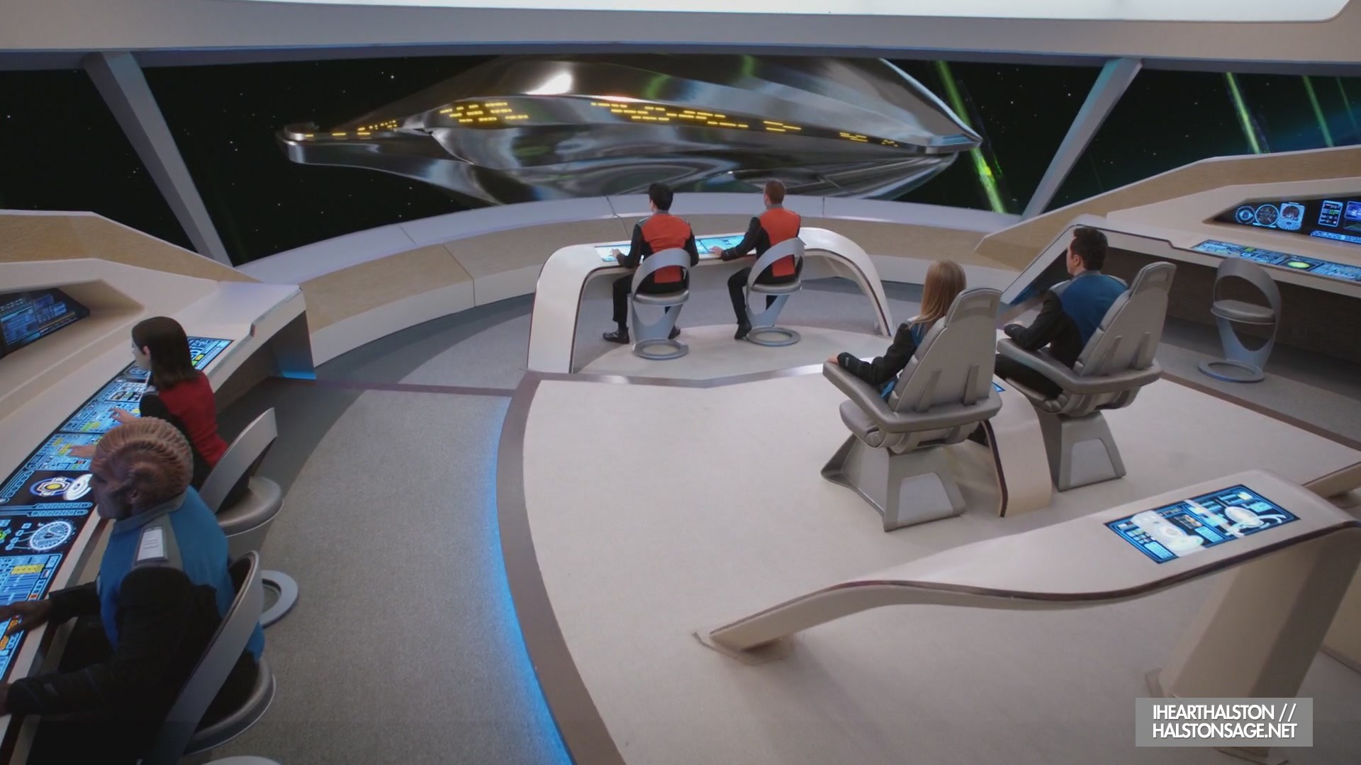 iHeartHalston_HalstonSageNet_TheOrville1x12Screencaps_152.jpg